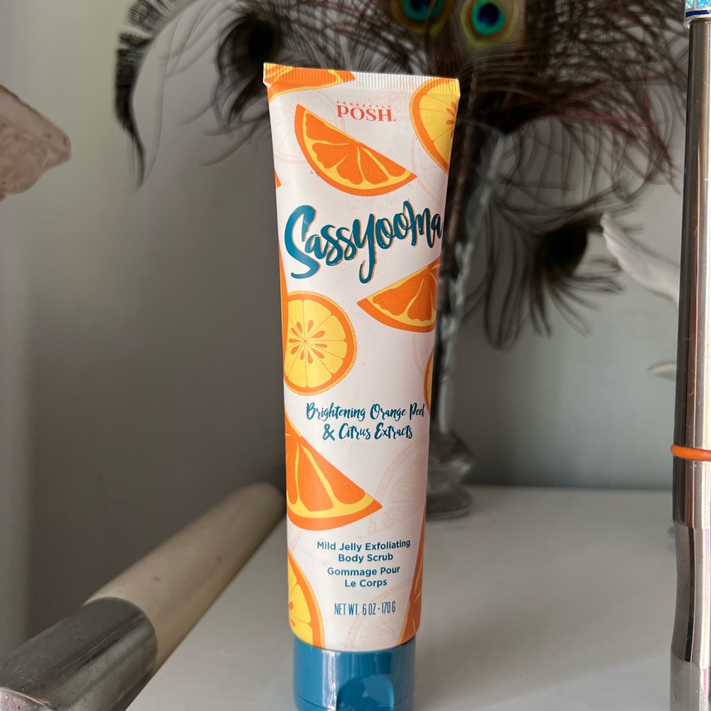Perfectly Posh Orange and Blue Bath Accessories
